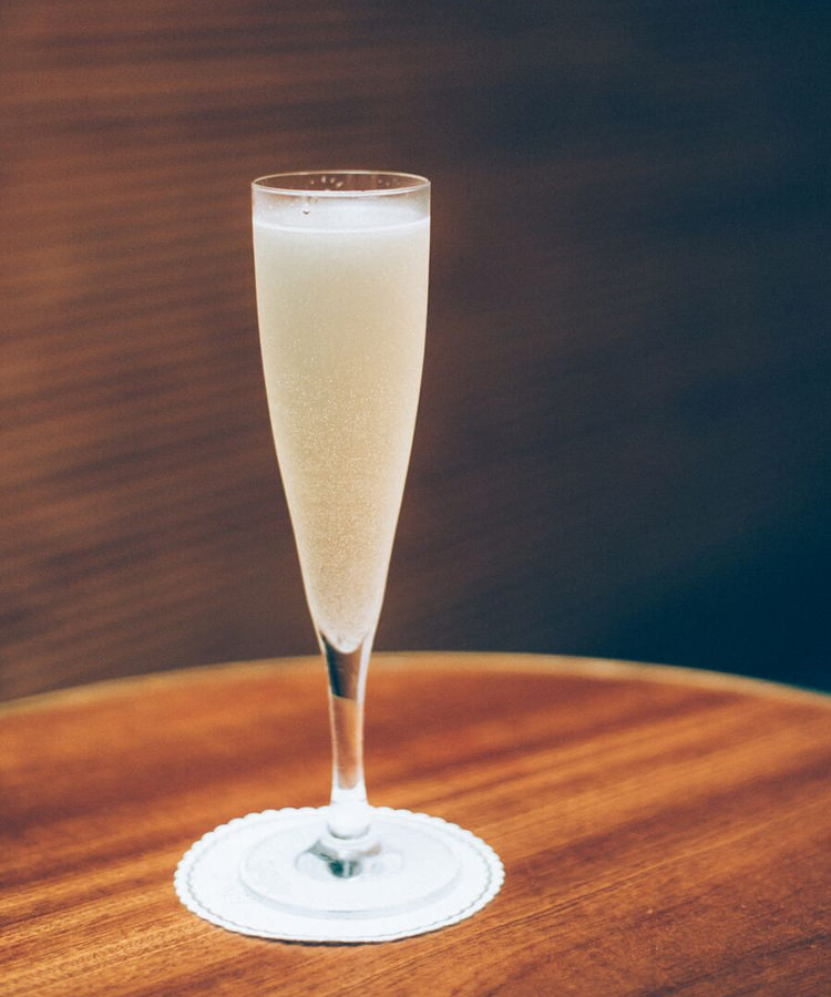We Asked 6 Bartenders: What’s the Best Champagne Cocktail?